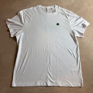 J. Crew Factory "Lucky dog" graphic tee • size xl • NWT • CG744